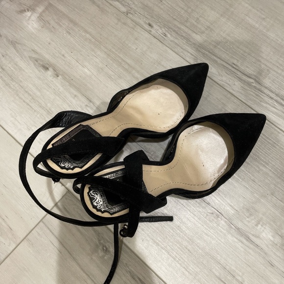 Vintage Christian Dior heels - Picture 1 of 4